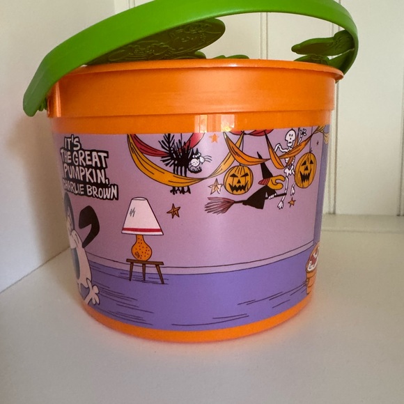 McDonald's Peanuts Charlie Brown 50th Anniversary Halloween Happy Meal Bucket - Picture 11 of 12